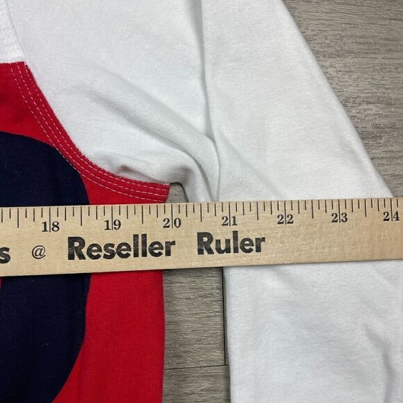 Undefeated Shirt Mens Medium White Spell Out Long Sleeve Sports - Picture 8 of 10